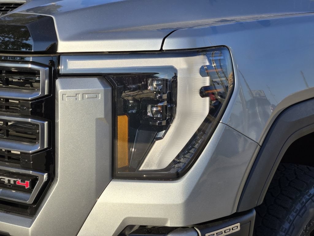2026 GMC Sierra 2500HD AT4 - Photo 7