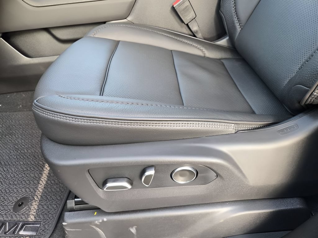 2026 GMC Sierra 1500 Denali - Photo 17