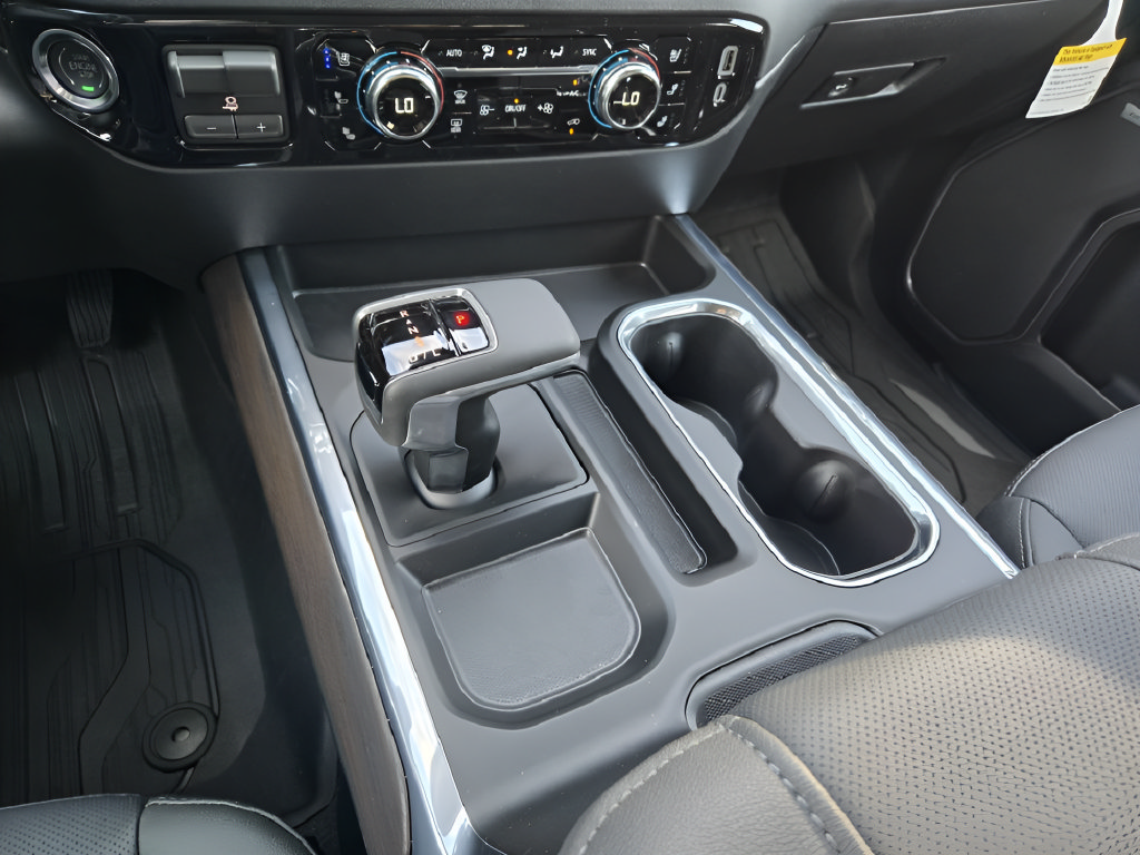 2026 GMC Sierra 1500 SLT - Photo 14
