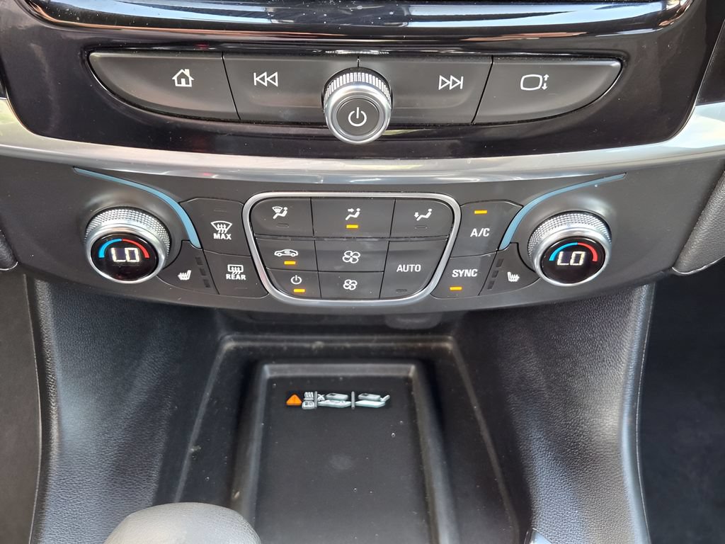 2023 Chevrolet Traverse 1LT - Photo 16