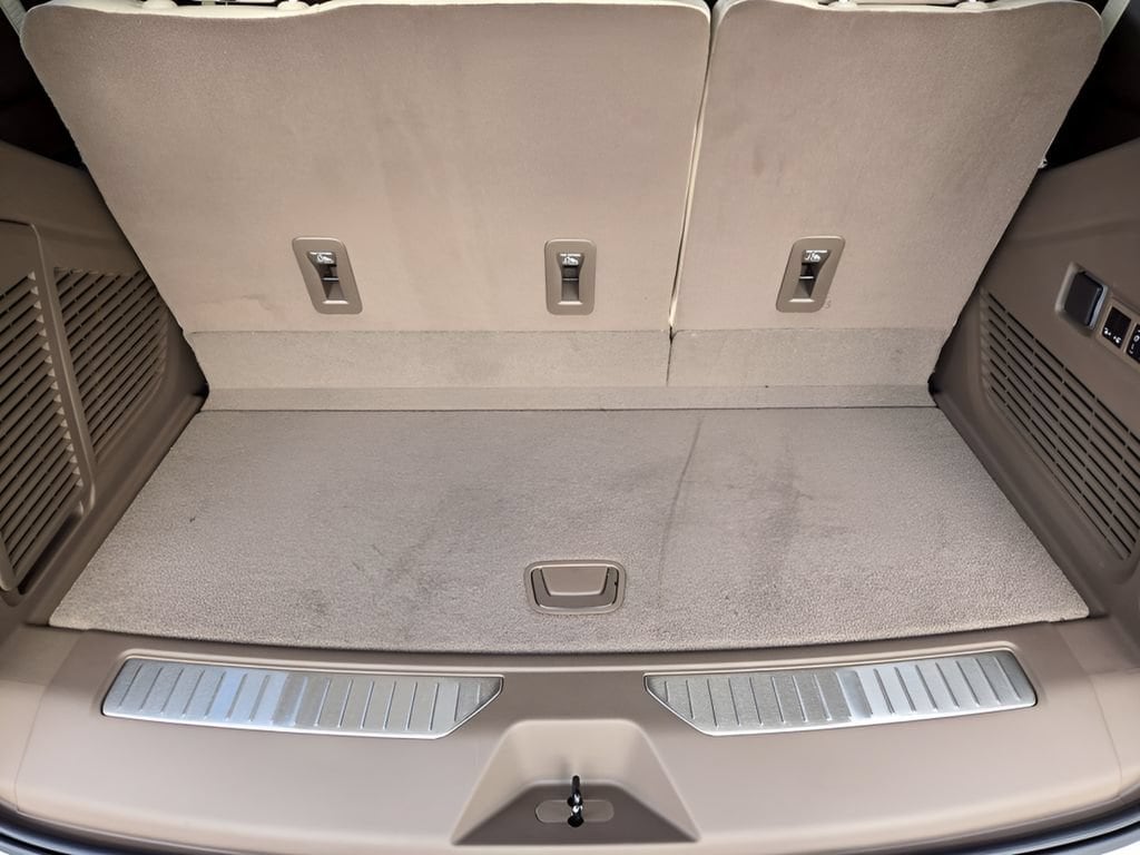 2026 GMC Yukon Denali - Photo 22