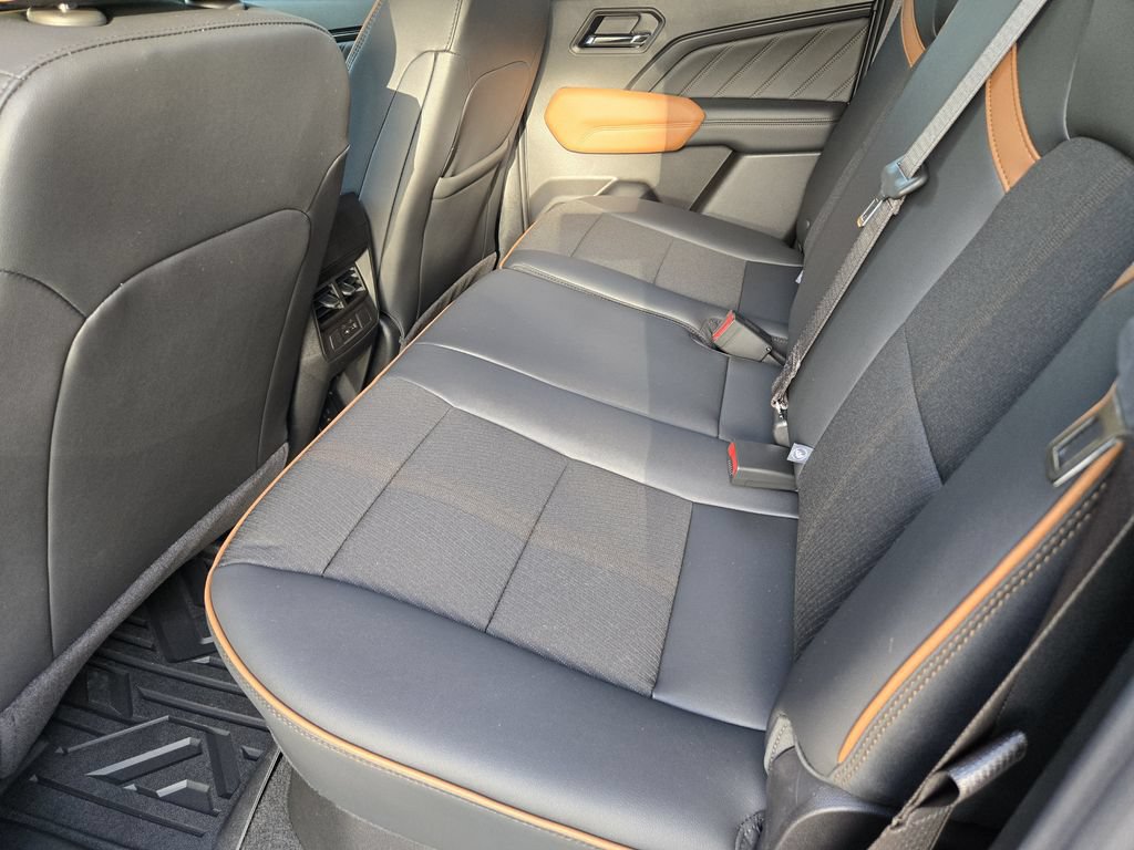 2026 GMC Canyon AT4 - Photo 21