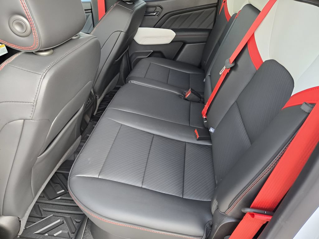 2026 GMC Canyon AT4X - Photo 20
