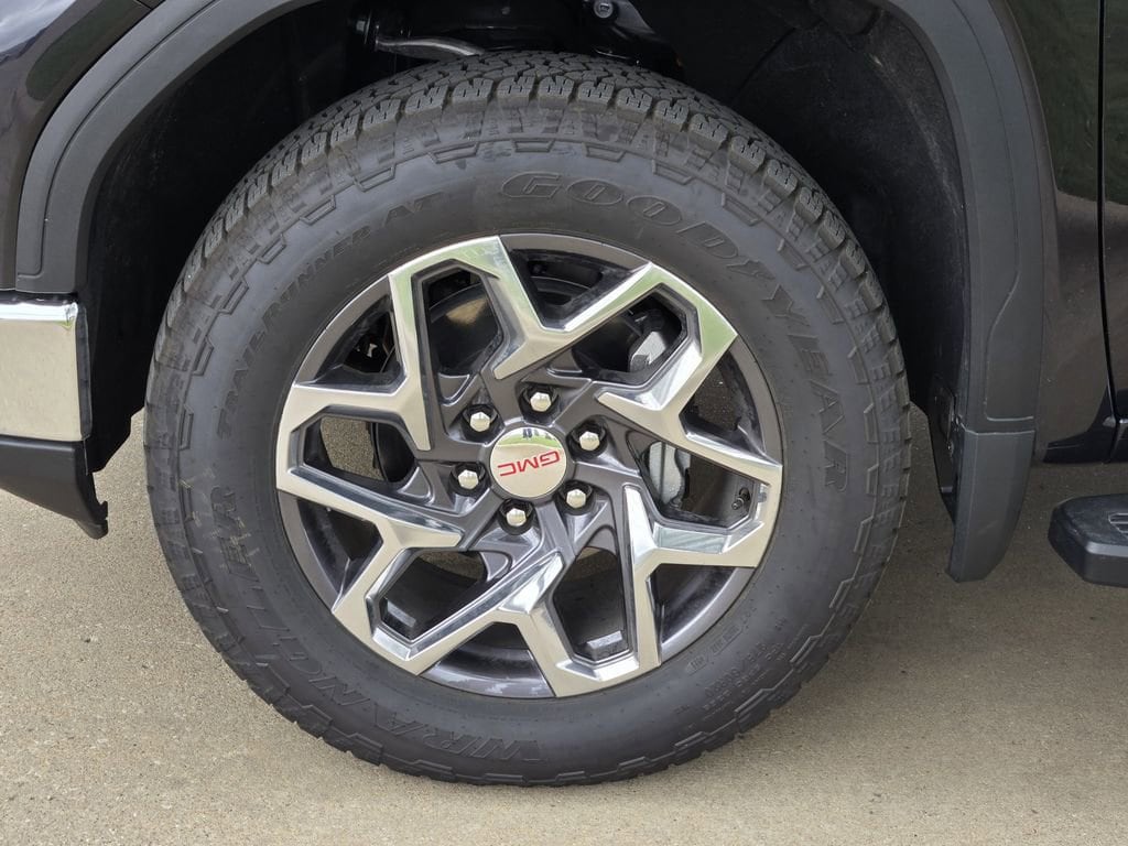 2026 GMC Sierra 1500 SLT - Photo 7