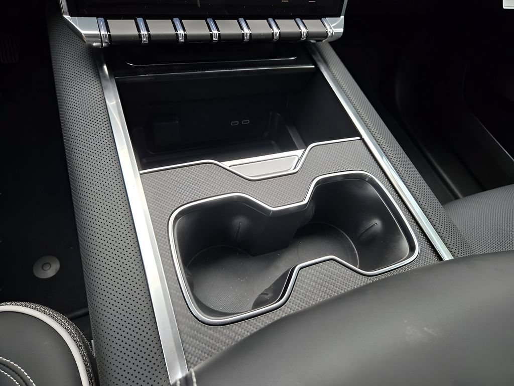 2026 GMC Sierra EV Elevation - Photo 14