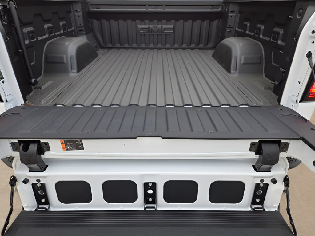 2026 GMC Sierra 1500 AT4 - Photo 22