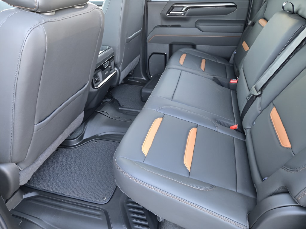 2026 GMC Sierra 2500HD AT4 - Photo 21