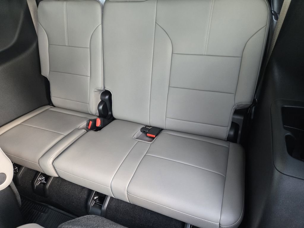 2026 GMC Acadia Elevation - Photo 20