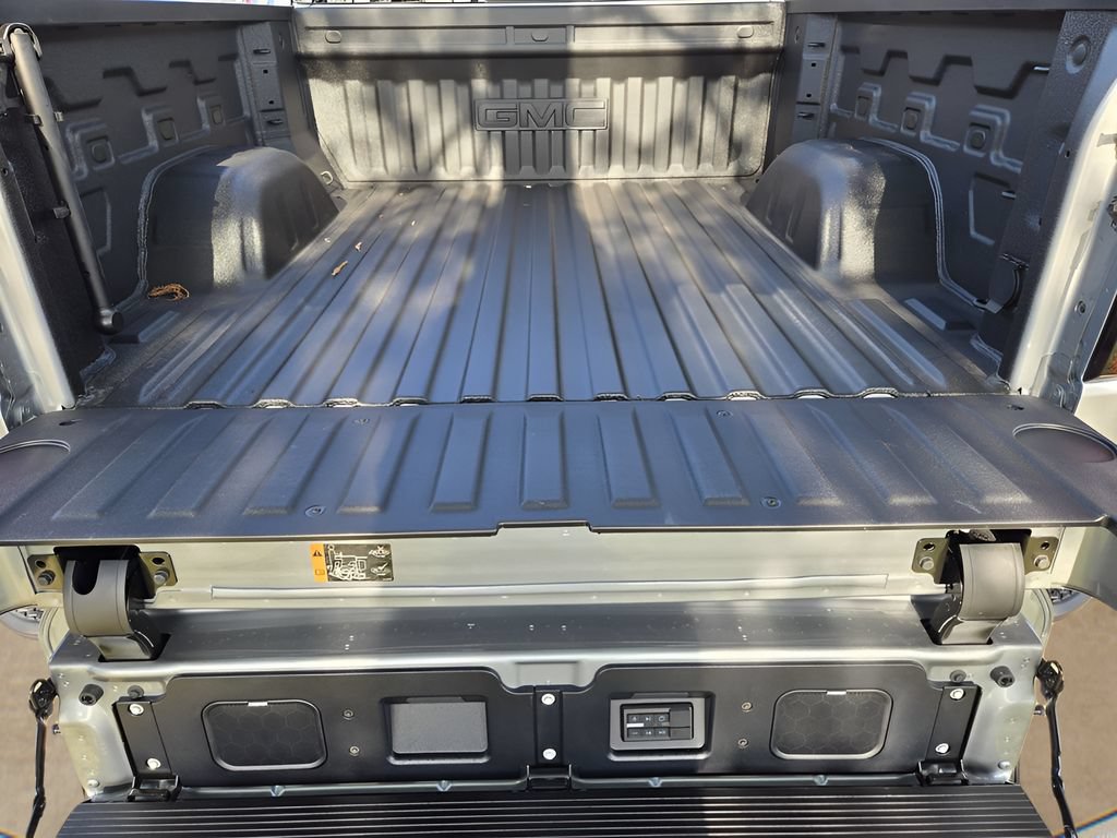 2026 GMC Sierra 1500 AT4X - Photo 22