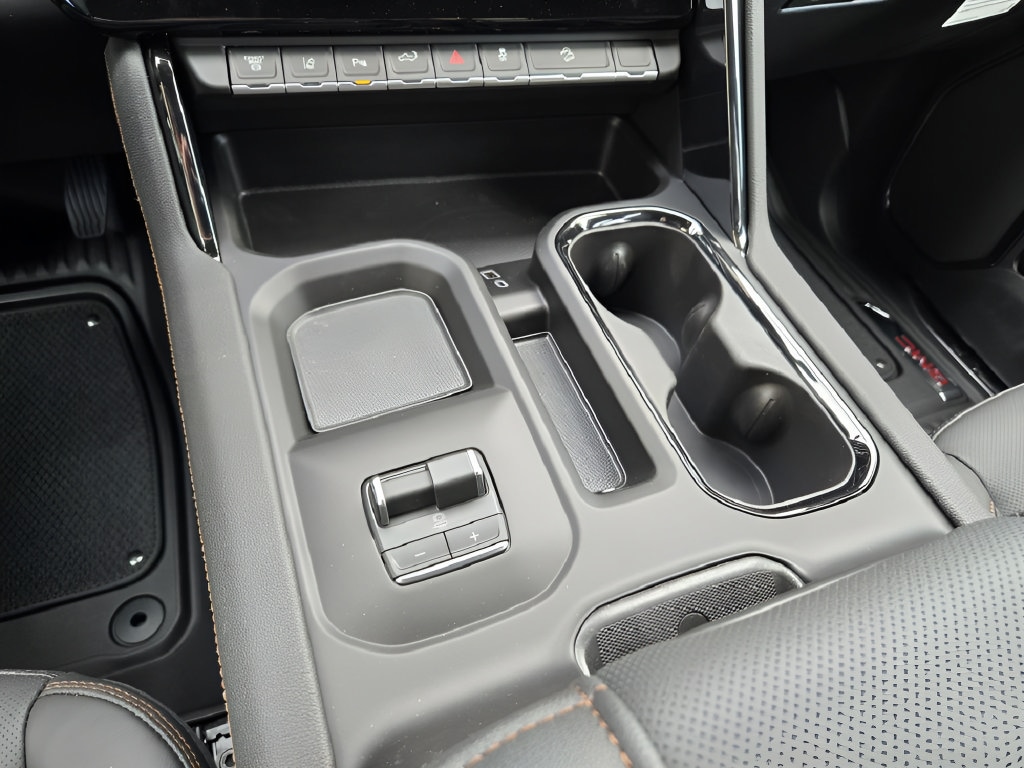 2026 GMC Sierra 2500HD AT4 - Photo 15