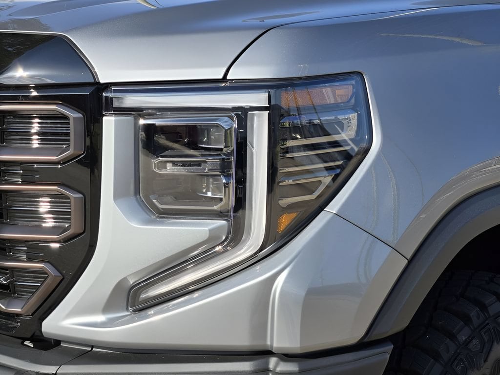 2026 GMC Sierra 1500 AT4X - Photo 7