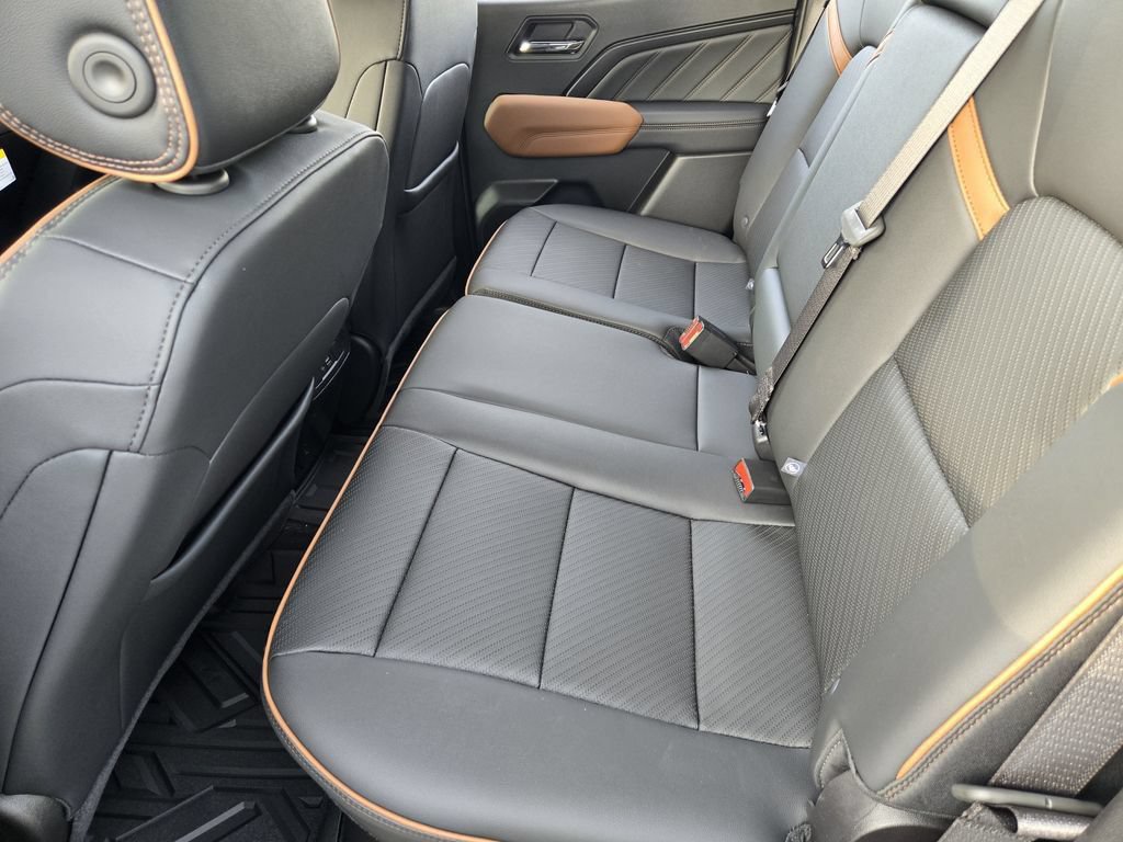 2026 GMC Canyon AT4 - Photo 21