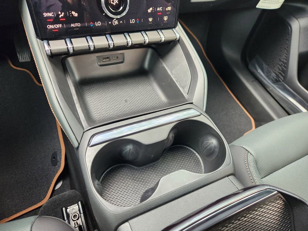 2026 GMC Terrain AT4 - Photo 15