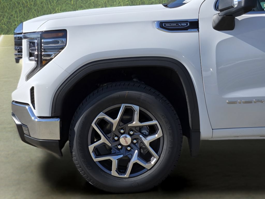 2026 GMC Sierra 1500 SLT - Photo 8