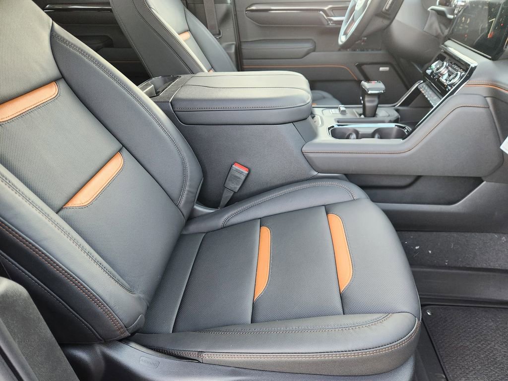 2026 GMC Sierra 1500 AT4 - Photo 9