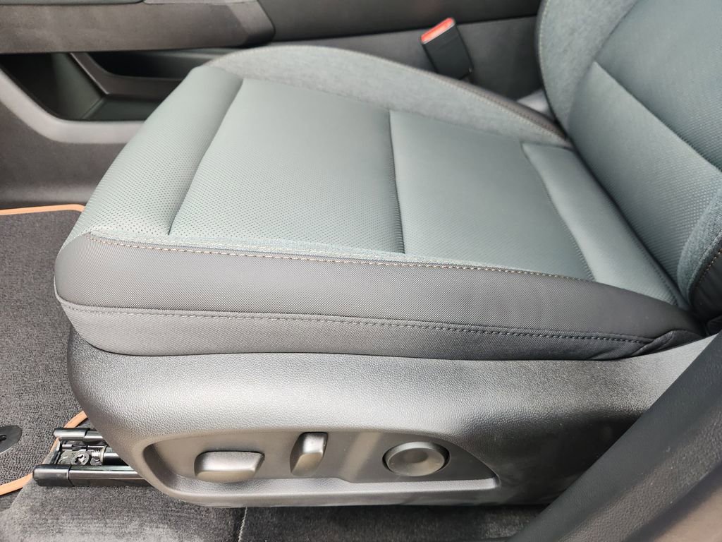 2026 GMC Terrain AT4 - Photo 16