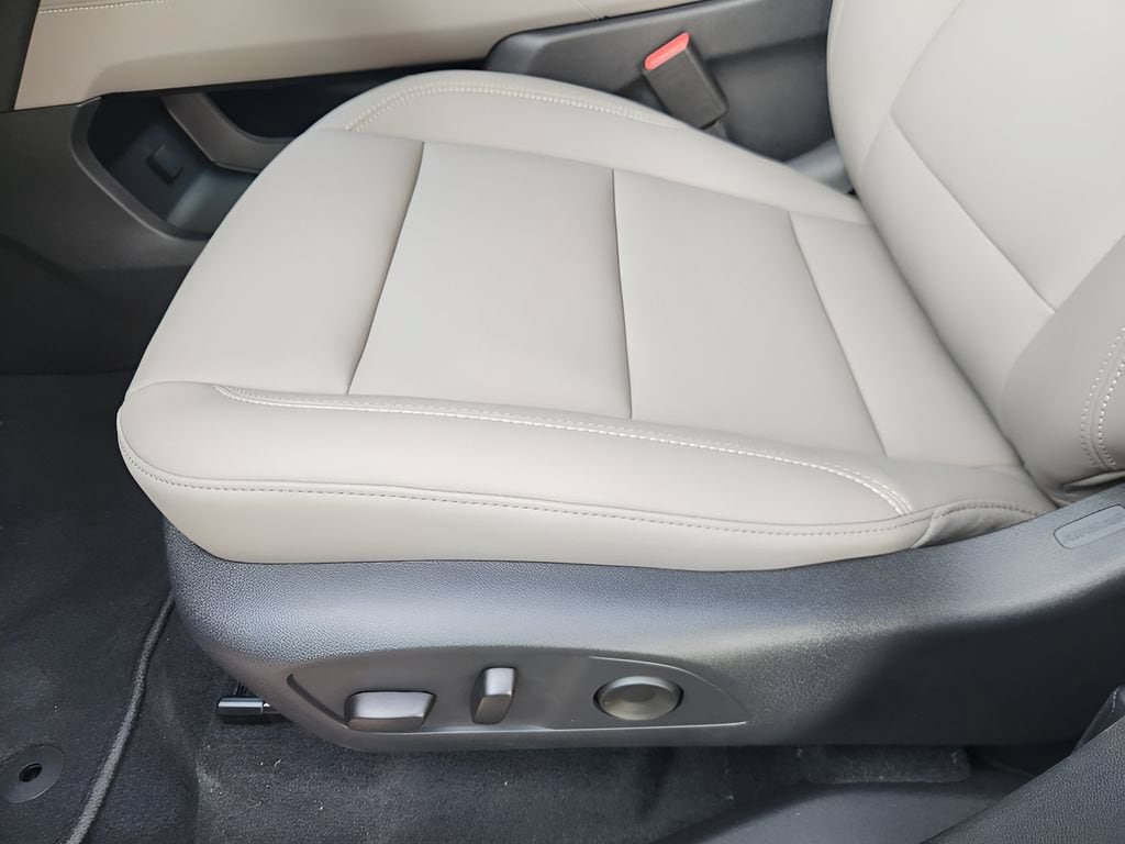 2026 GMC Acadia Elevation - Photo 16