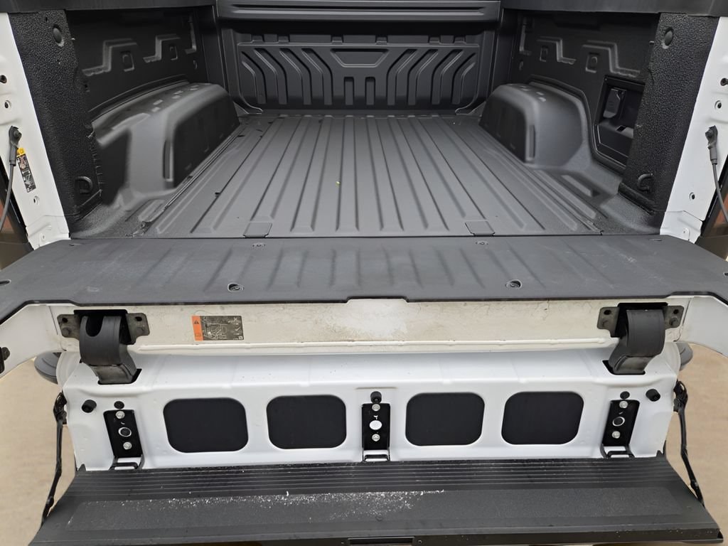 2026 GMC Sierra EV Elevation - Photo 21