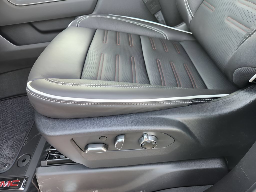 2026 GMC Sierra 1500 AT4X - Photo 16