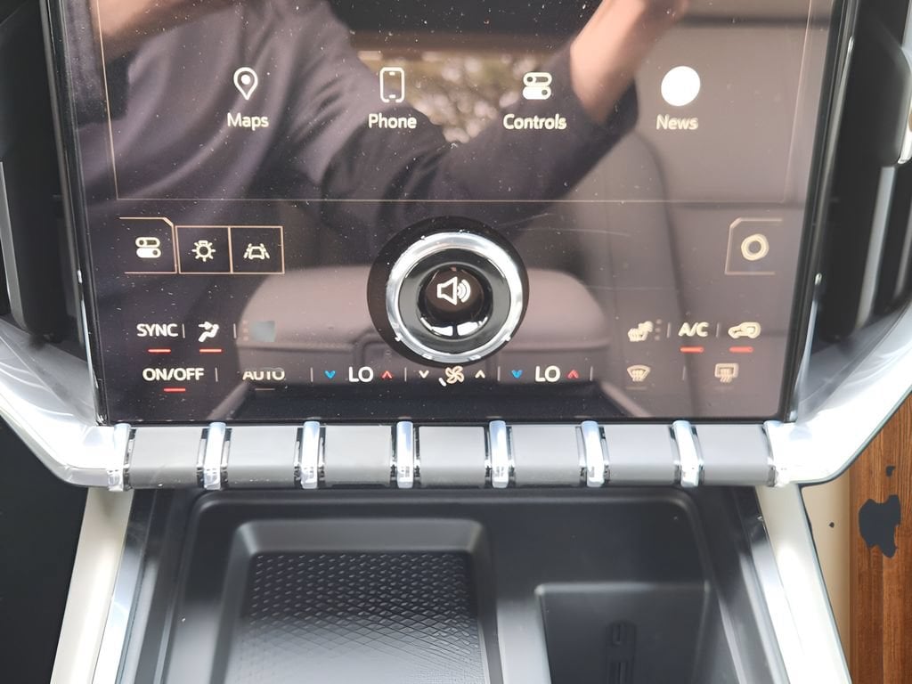 2026 GMC Acadia Elevation - Photo 13