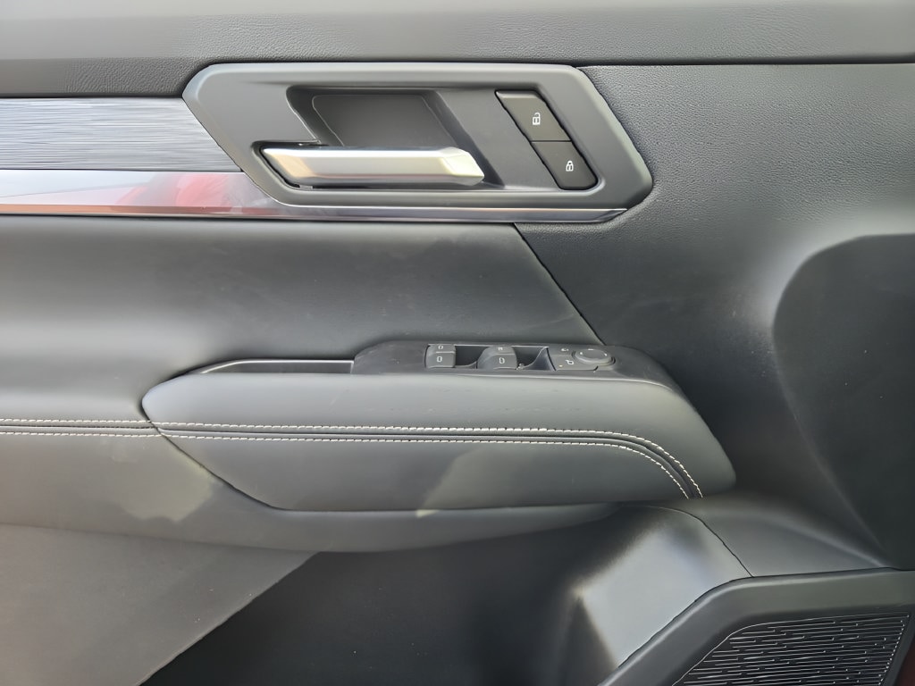 2027 GMC Terrain Elevation - Photo 16