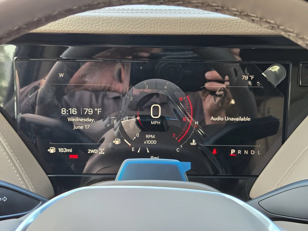 2026 GMC Yukon Denali - Photo 10