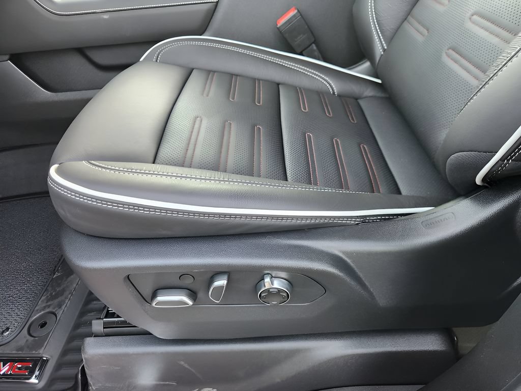2026 GMC Sierra 1500 AT4X - Photo 15