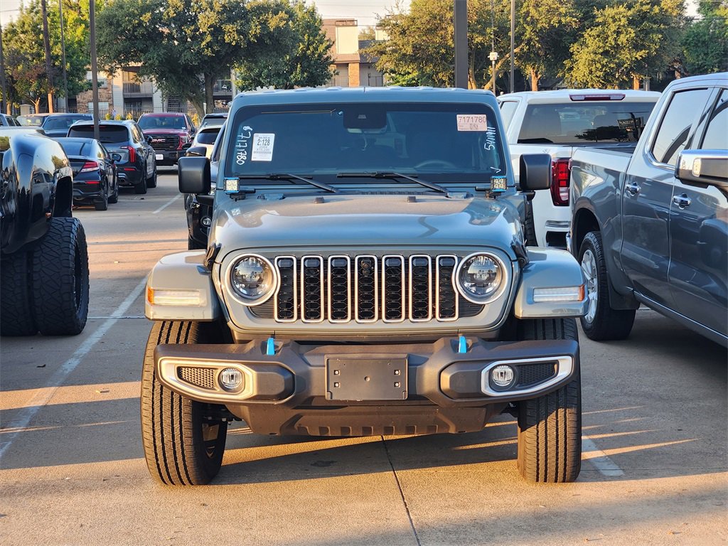2024 Jeep Wrangler 4xe Sahara photo 2