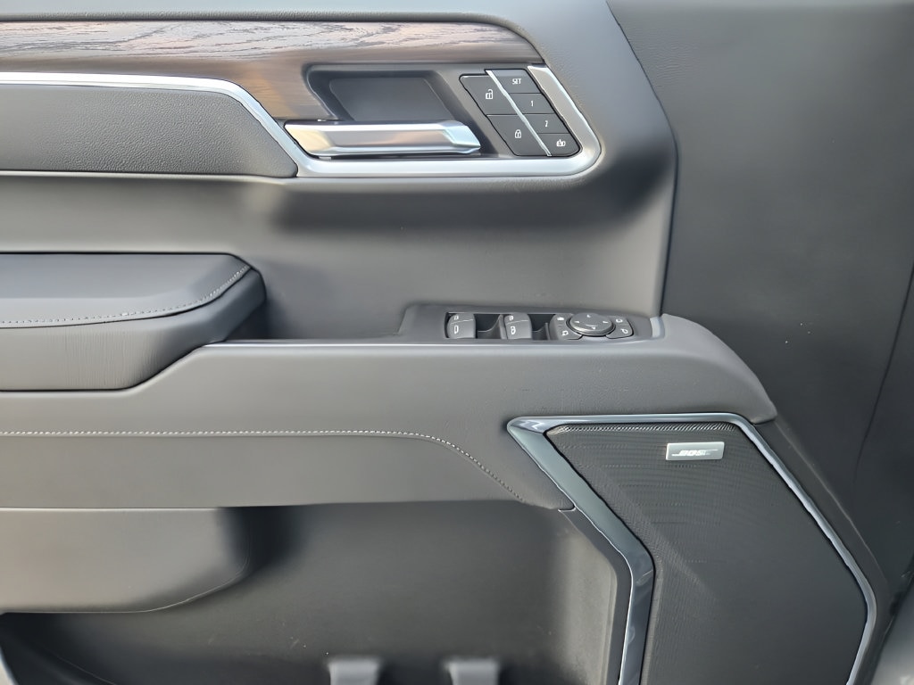 2026 GMC Sierra 1500 SLT - Photo 15