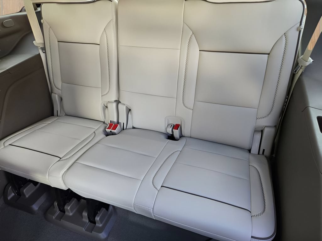 2026 GMC Yukon Denali - Photo 20