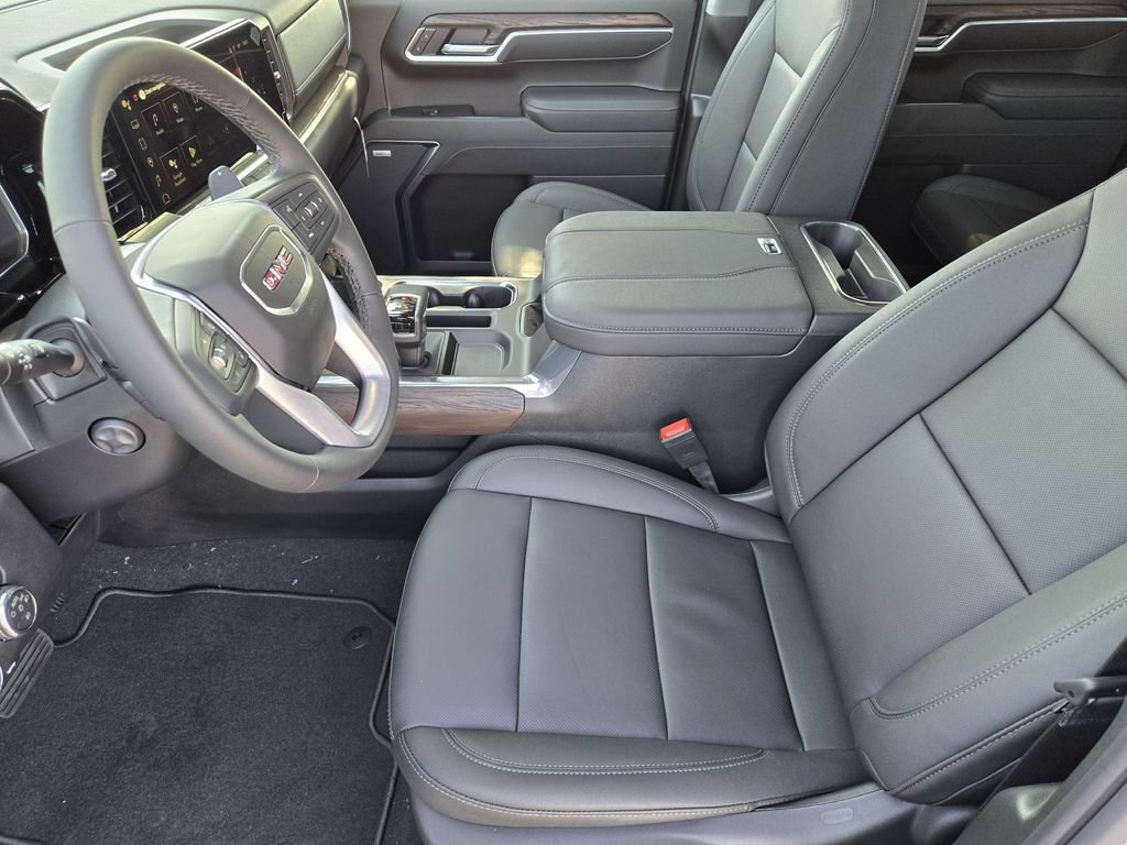 2026 GMC Sierra 1500 SLT - Photo 10