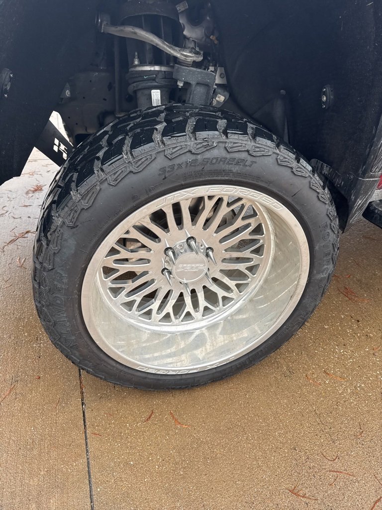 2024 Gmc Sierra 1500 SLT photo 2