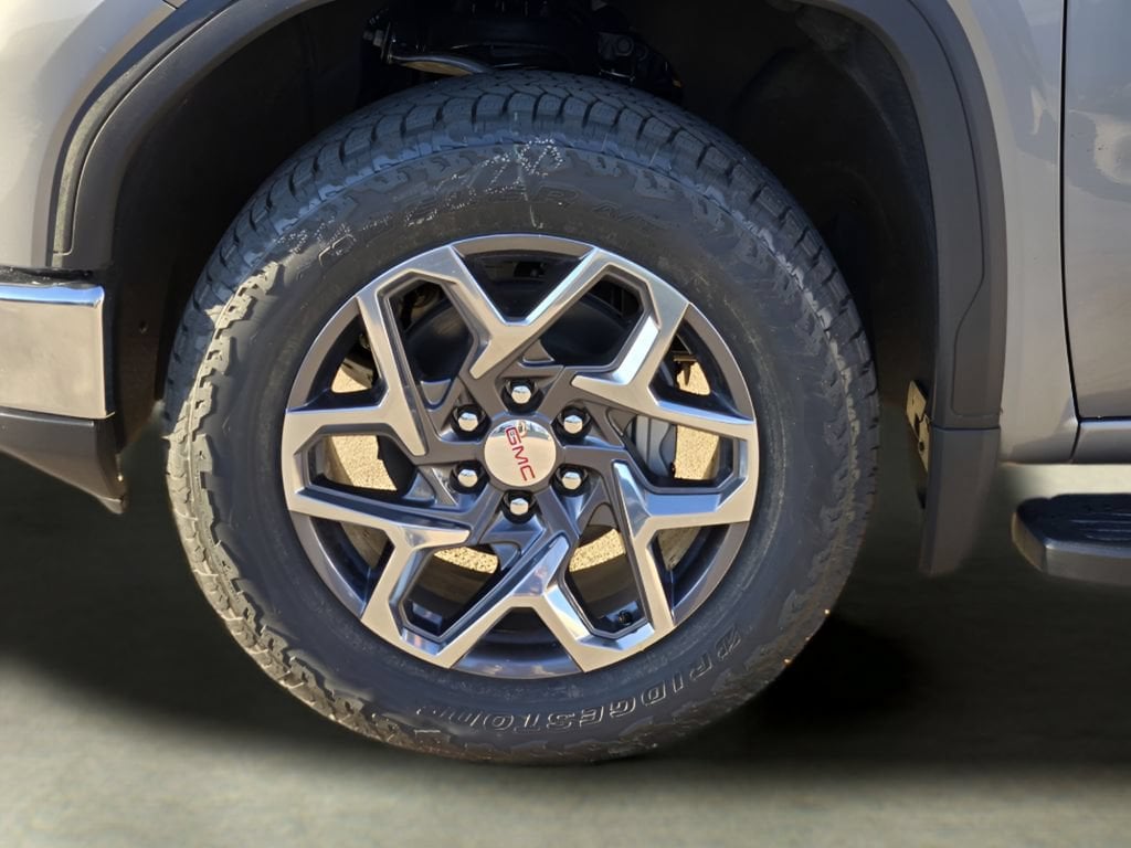 2026 GMC Sierra 1500 SLT - Photo 7