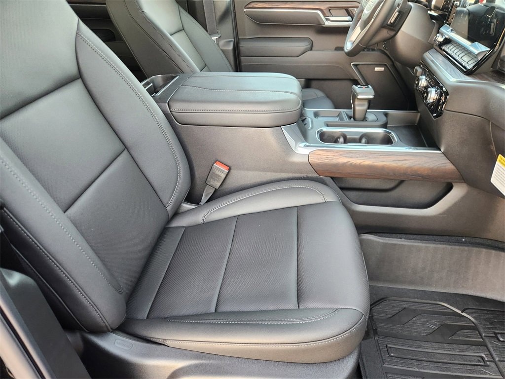 New 2026 GMC Sierra 1500 SLT Truck