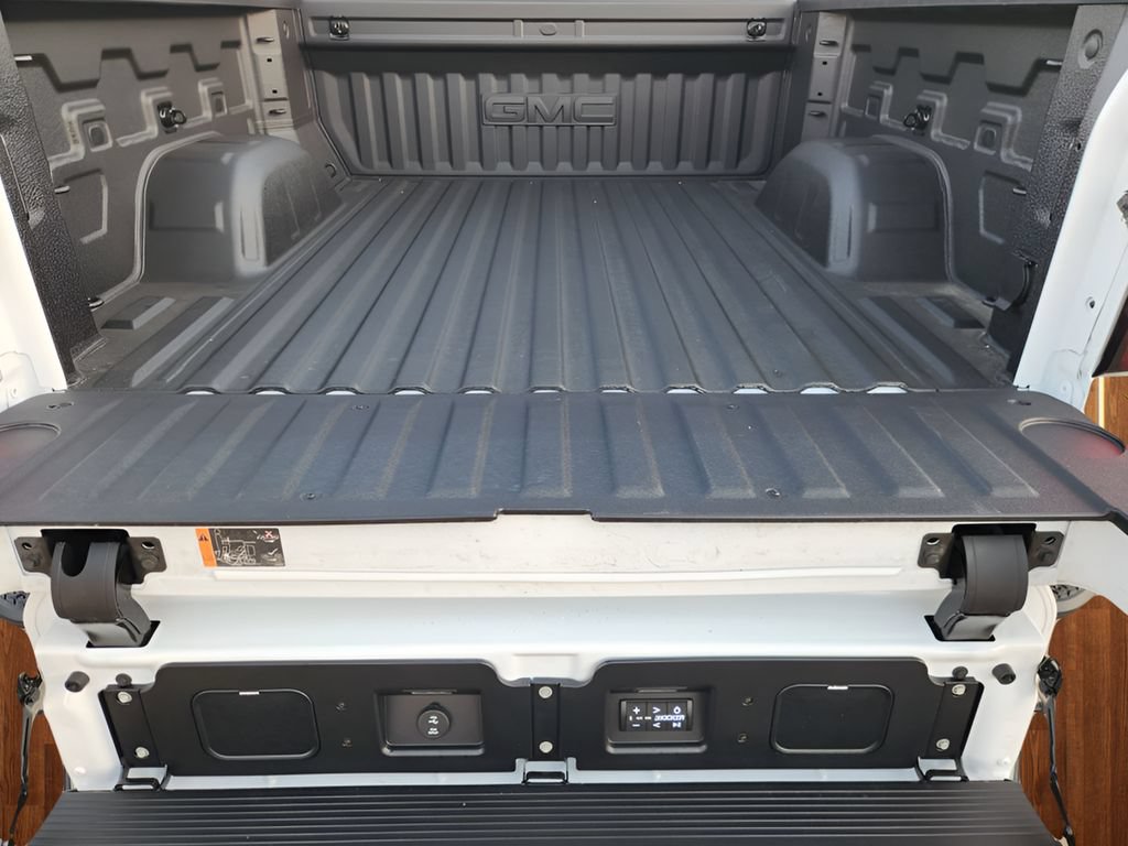 2026 GMC Sierra 1500 AT4X - Photo 20