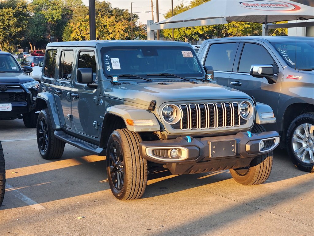 2024 Jeep Wrangler 4xe Sahara photo 3