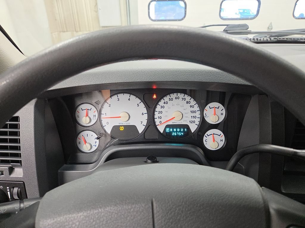 2009 Dodge Ram 2500 Pickup SXT - Photo 18