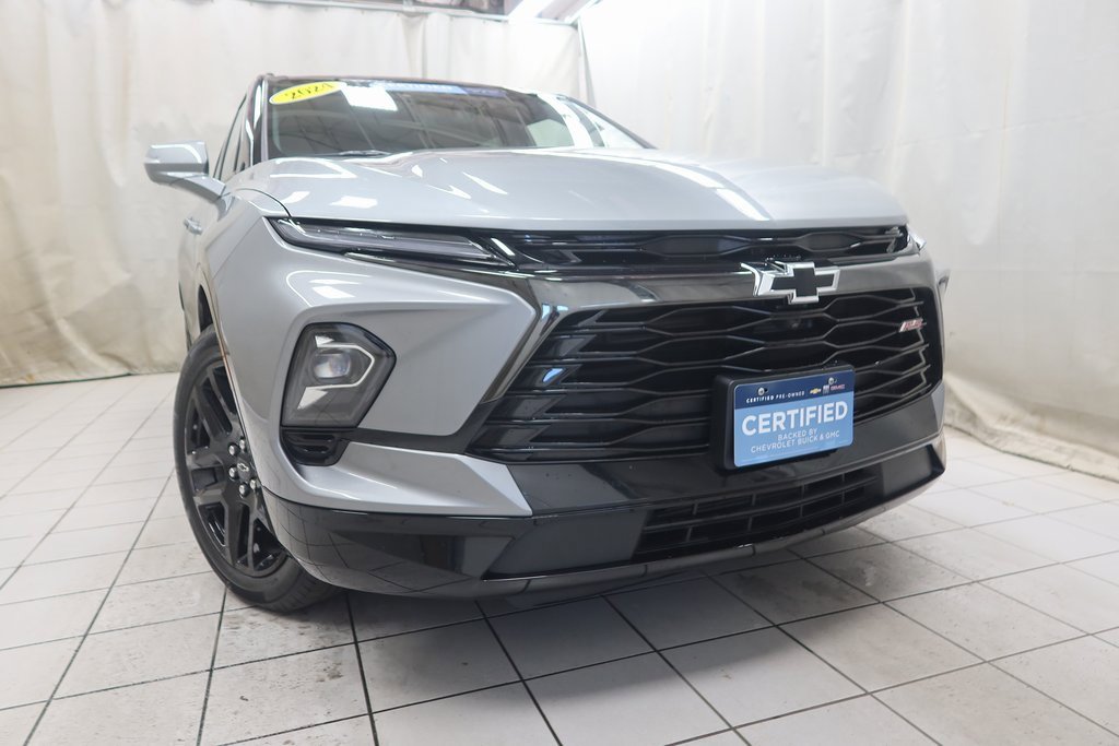2024 Chevrolet Blazer RS photo 2