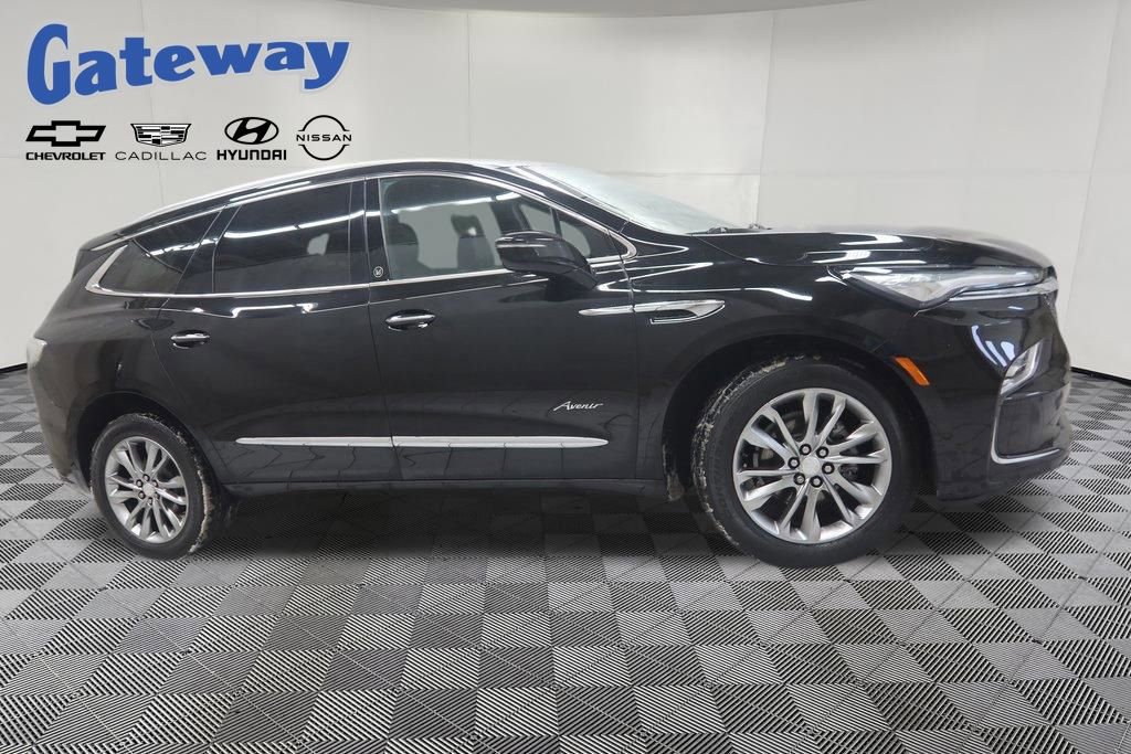 2022 Buick Enclave Avenir AWD's photo
