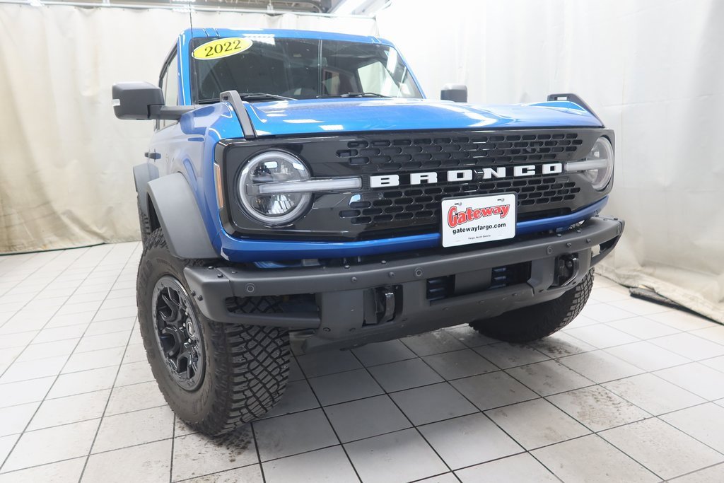 2022 Ford Bronco Base photo 2