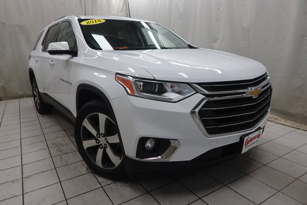2018 Chevrolet Traverse Leather photo 2