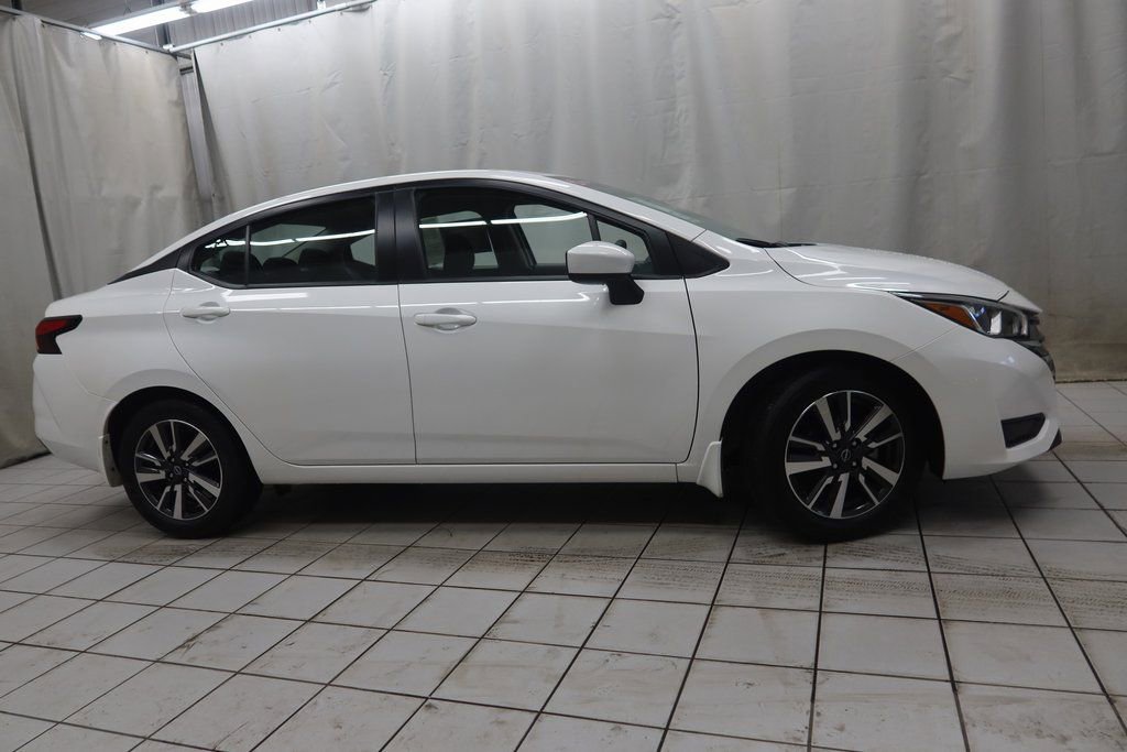 2024 Nissan Versa Sedan SV