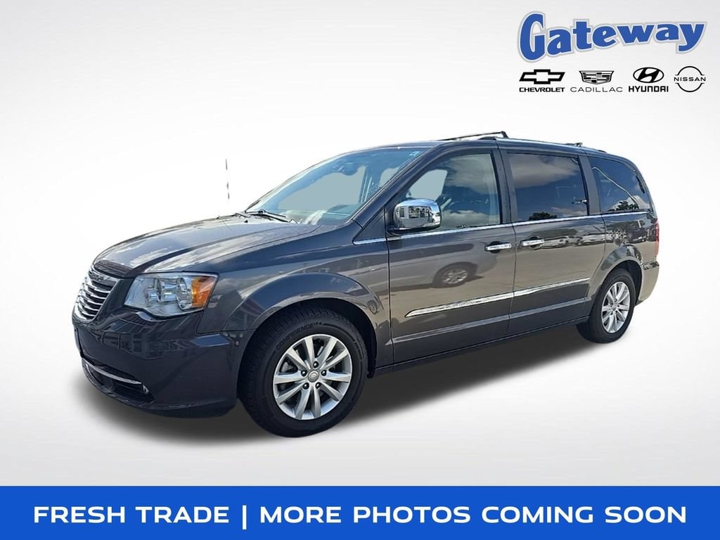 2015 Chrysler Town & Country Limited Platinum