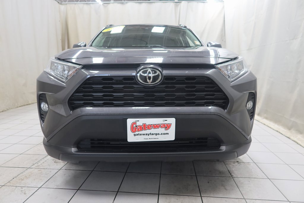 2021 Toyota RAV4 XLE photo 4