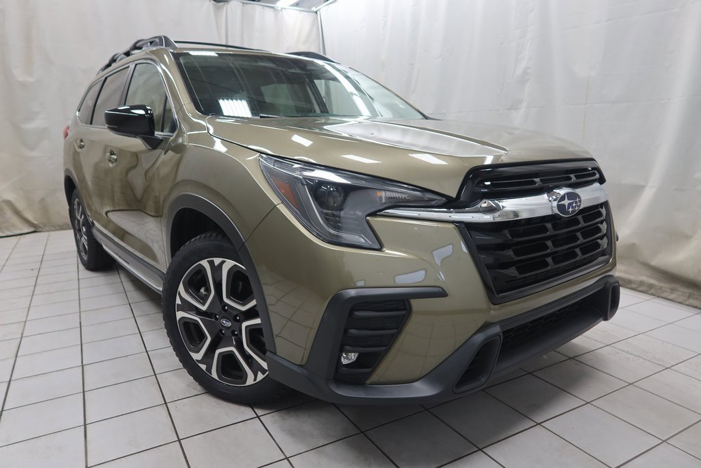 2024 Subaru Ascent Limited photo 3