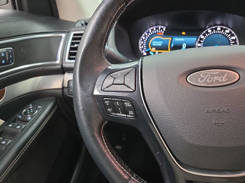 2018 Ford Explorer Platinum - Photo 19