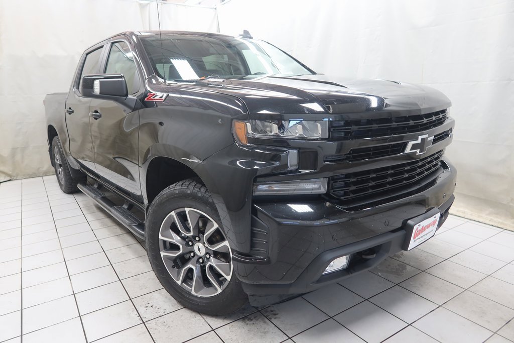 2021 Chevrolet Silverado 1500 RST photo 3