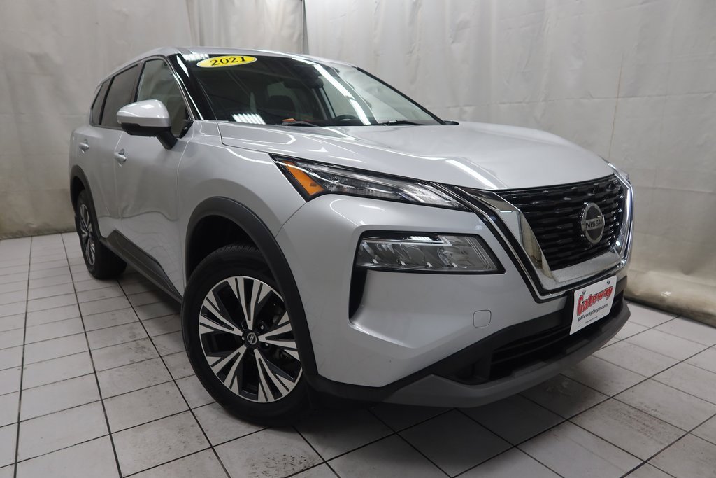 2021 Nissan Rogue SV photo 3