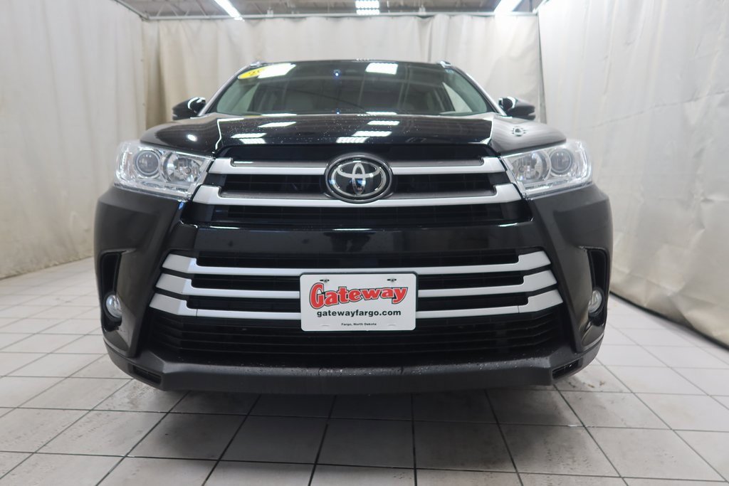 2017 Toyota Highlander XLE photo 4