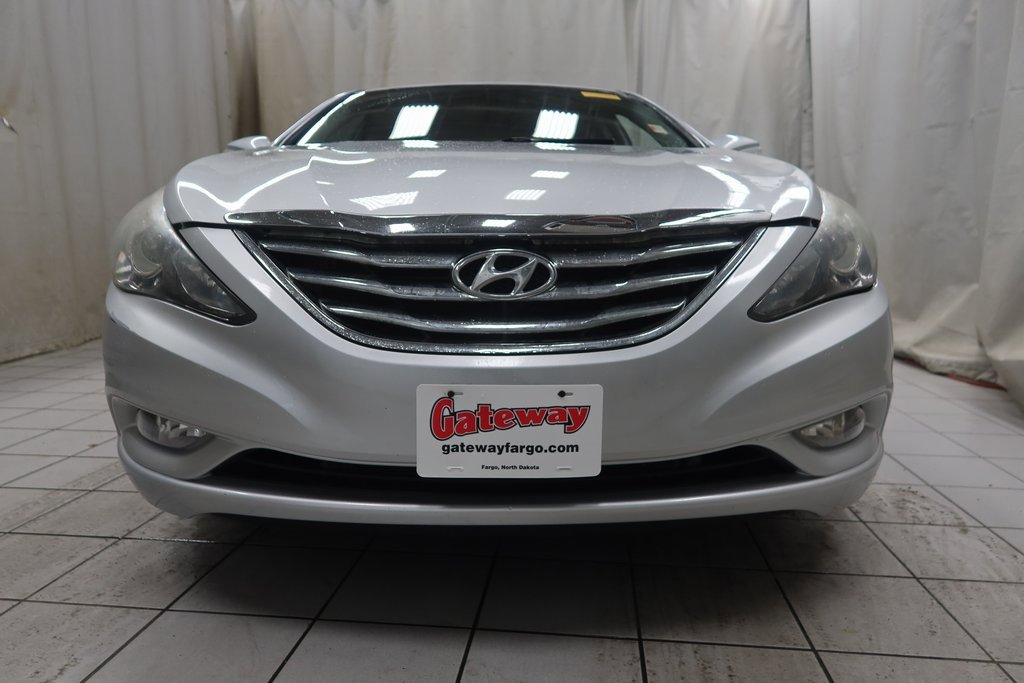2011 Hyundai Sonata photo 4
